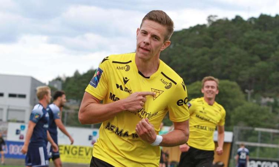 Roger Blokhus Ekeland blei for andre år på rad toppskårer for herrelaget (Foto: Kjetil Vasby Bruarøy, Midtsiden)